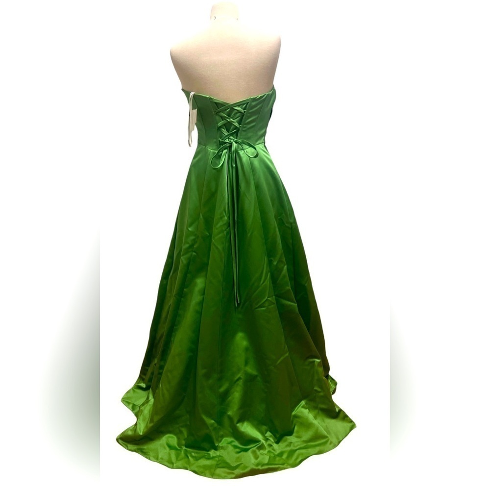 NWT- David and bridal strapless green long formal dress - Picture 4 of 8
